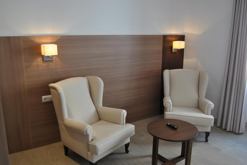 Hotel Victoria Tossa de Mar Room photo